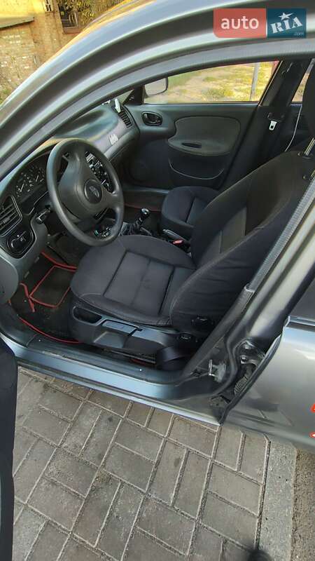 Седан Daewoo Lanos 2008 в Знаменке