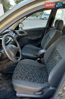 Седан Daewoo Lanos 2003 в 