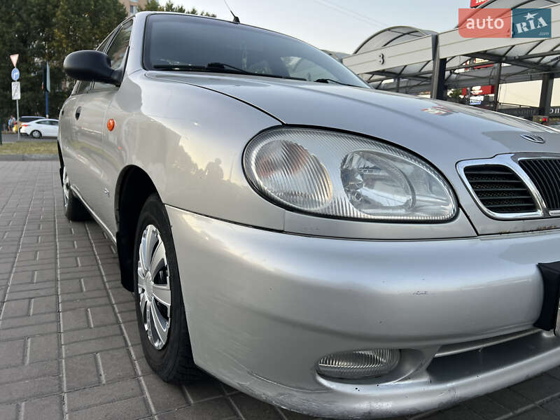 Седан Daewoo Lanos 2003 в Києві