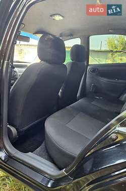 Седан Daewoo Lanos 2011 в 