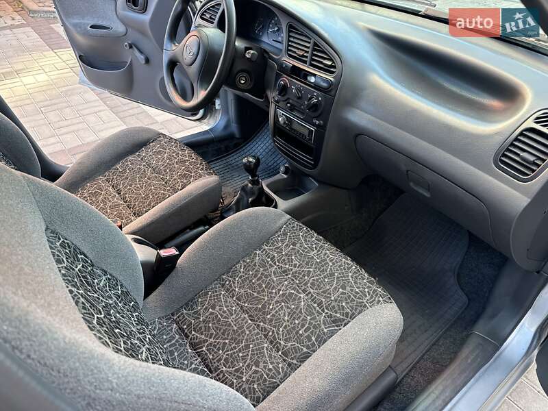 Седан Daewoo Lanos 2008 в Києві