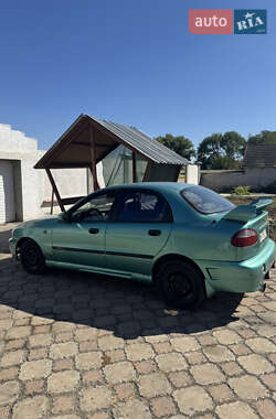 Седан Daewoo Lanos 1998 в 