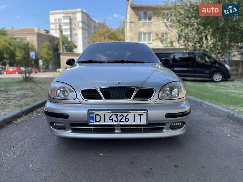 Седан Daewoo Lanos 2002 в Николаеве