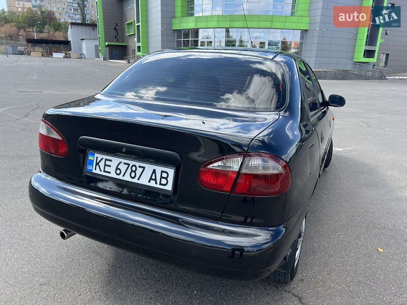 Седан Daewoo Lanos 2009 в Кривом Роге