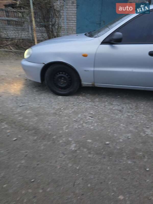 Седан Daewoo Lanos 2005 в Кривом Роге