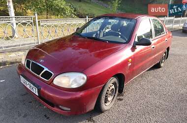 Седан Daewoo Lanos 2001 в Киеве
