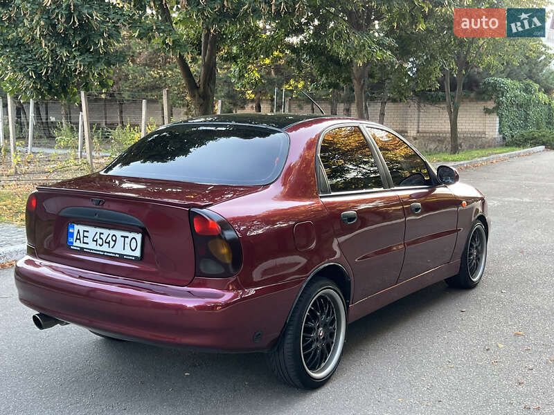 Седан Daewoo Lanos 2012 в Днепре