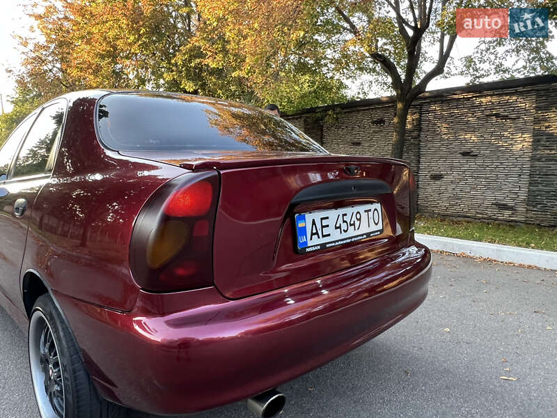 Седан Daewoo Lanos 2012 в Днепре