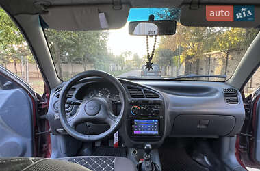 Седан Daewoo Lanos 2012 в 