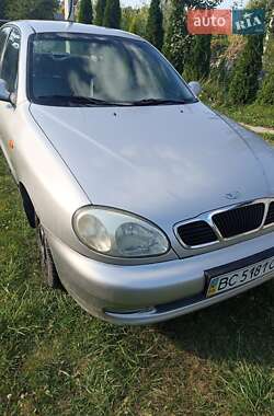 Седан Daewoo Lanos 1998 в 