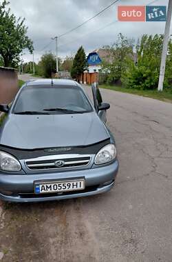 Седан Daewoo Lanos 2006 в Малині