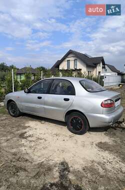 Седан Daewoo Lanos 2003 в Миронівці