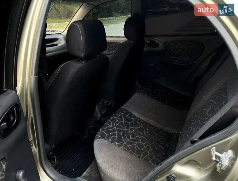 Седан Daewoo Lanos 2003 в Бориславе