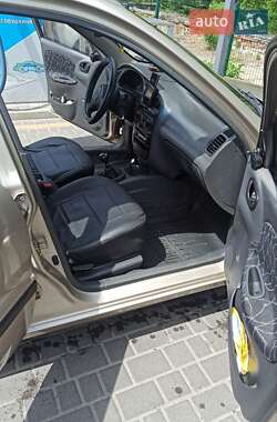 Седан Daewoo Lanos 2004 в 