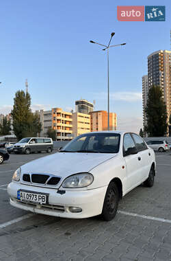 Седан Daewoo Lanos 2001 в 
