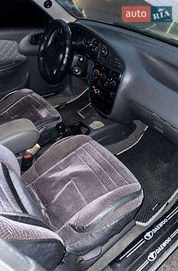 Седан Daewoo Lanos 2002 в 