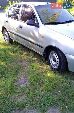 Седан Daewoo Lanos 2006 в Дубно