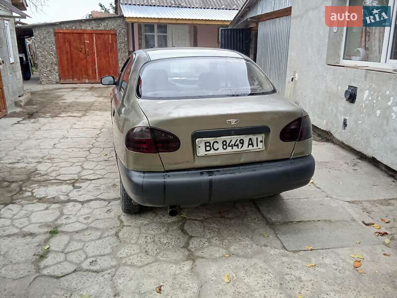 Седан Daewoo Lanos 2005 в Львові