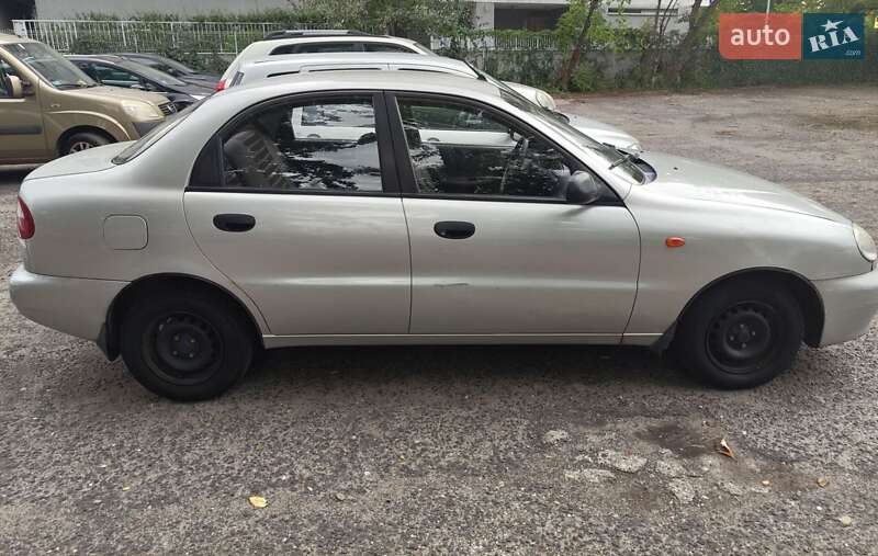 Седан Daewoo Lanos 2004 в Луке-Мелешковской