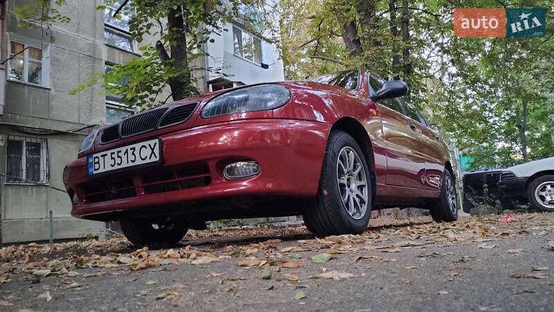 Седан Daewoo Lanos 2003 в Одессе