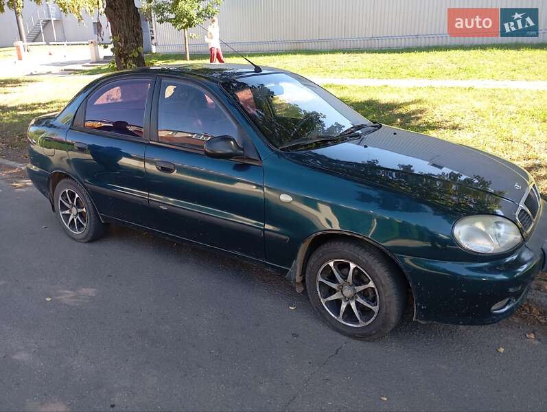 Седан Daewoo Lanos 2004 в 
