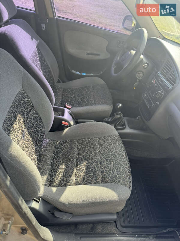 Седан Daewoo Lanos 2008 в Харькове