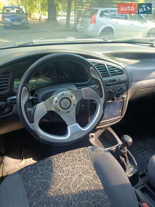 Седан Daewoo Lanos 2008 в Дніпрі