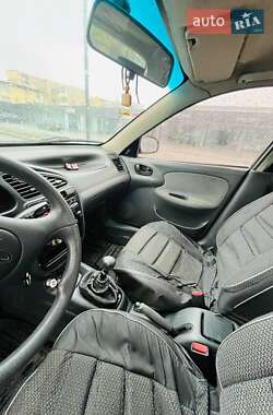 Хетчбек Daewoo Lanos 2004 в 