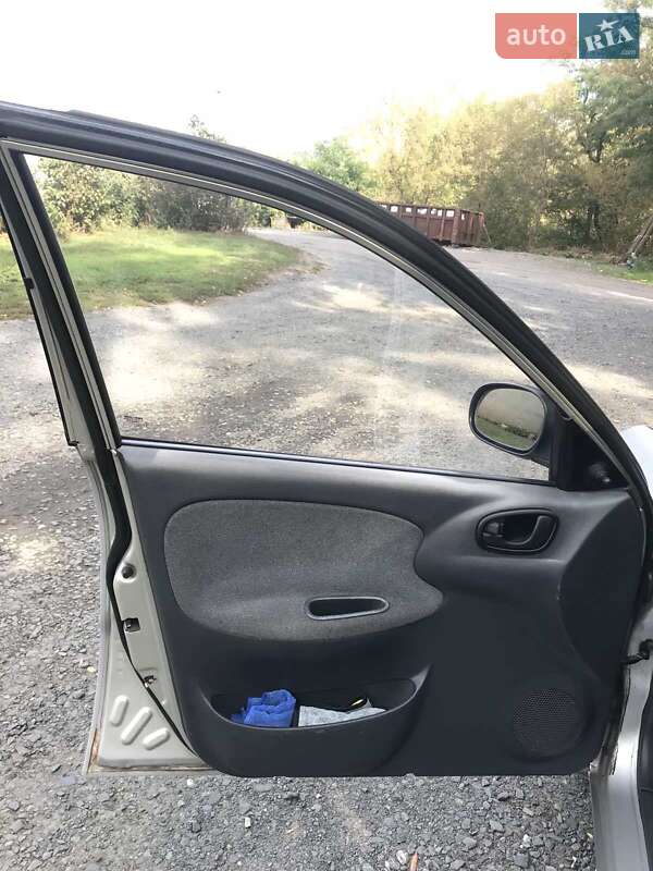 Седан Daewoo Lanos 2005 в Горишних Плавнях