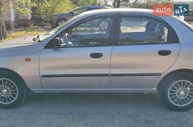Седан Daewoo Lanos 1998 в 