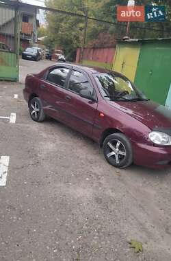 Седан Daewoo Lanos 2010 в 