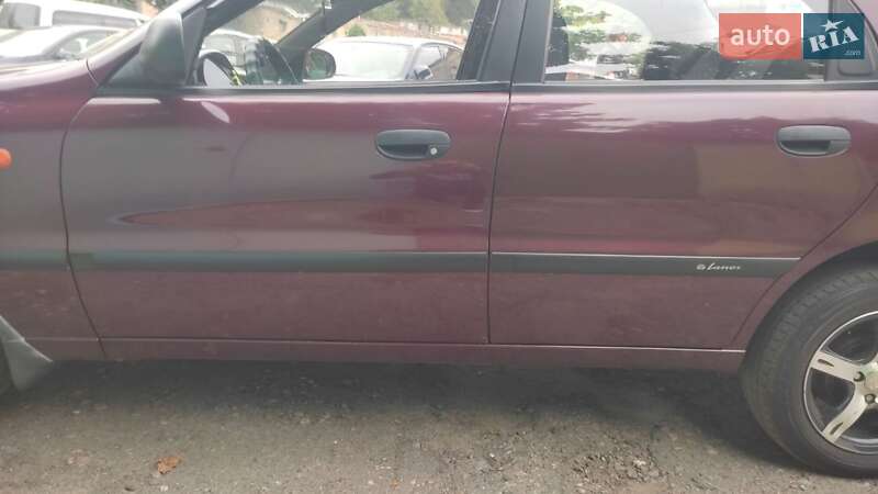 Седан Daewoo Lanos 2010 в Киеве