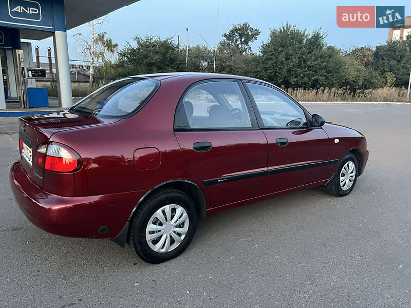 Седан Daewoo Lanos 2005 в Сумах