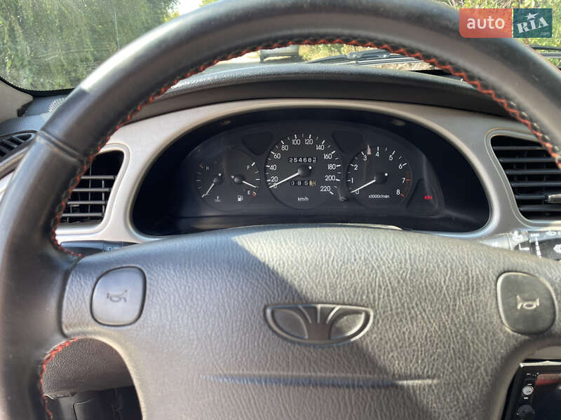 Хетчбек Daewoo Lanos 2003 в Запоріжжі