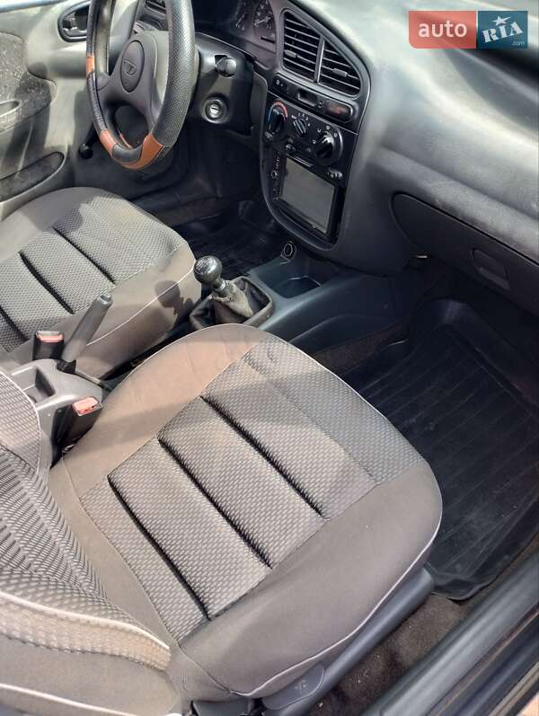 Седан Daewoo Lanos 2006 в Кременце