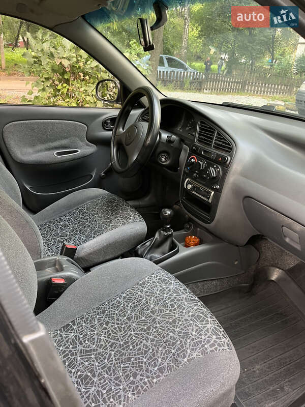 Седан Daewoo Lanos 2006 в Житомирі