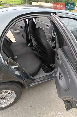 Седан Daewoo Lanos 1998 в 