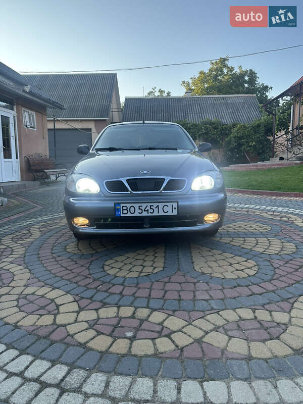 Седан Daewoo Lanos 2008 в Чернівцях