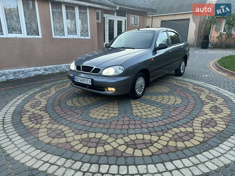 Седан Daewoo Lanos 2008 в Чернівцях