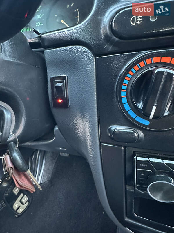 Седан Daewoo Lanos 2008 в Чернівцях