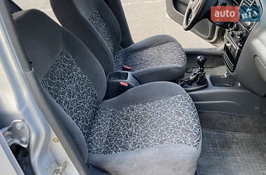 Седан Daewoo Lanos 2011 в 