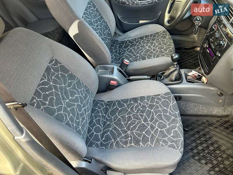 Седан Daewoo Lanos 2004 в Ивано-Франковске фото 19 Седан Daewoo Lanos 2004 в Ивано-Франковске