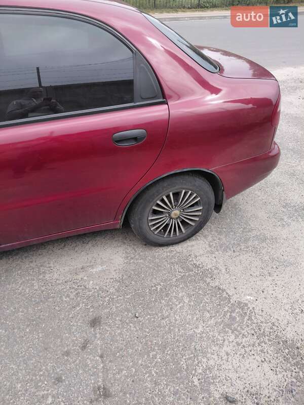 Седан Daewoo Lanos 2006 в Києві