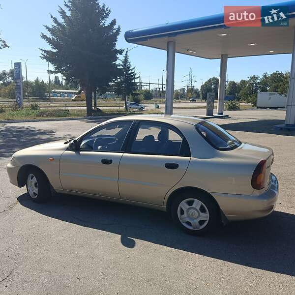 Седан Daewoo Lanos 2011 в Днепре
