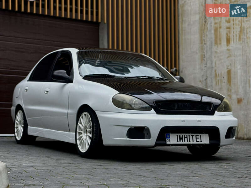 Седан Daewoo Lanos 2003 в Львові