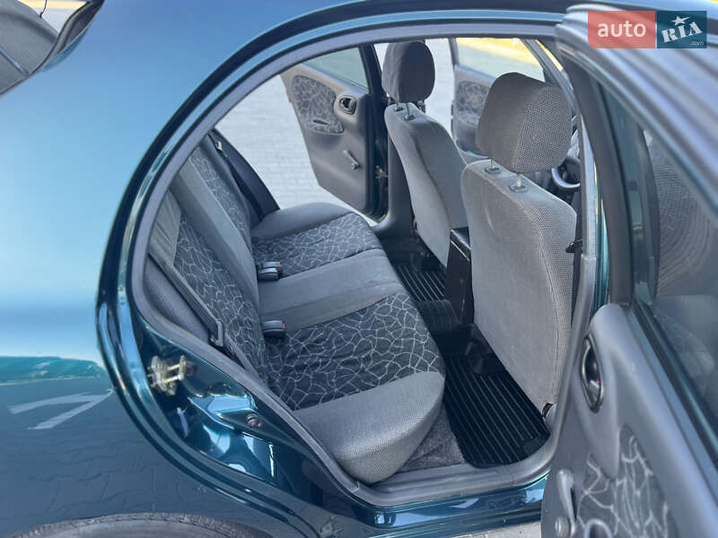 Хэтчбек Daewoo Lanos 2004 в Одессе