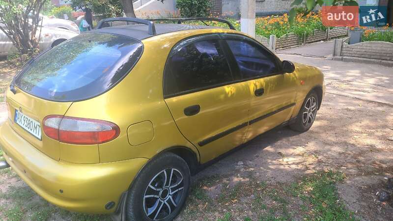 Седан Daewoo Lanos 2002 в Харкові