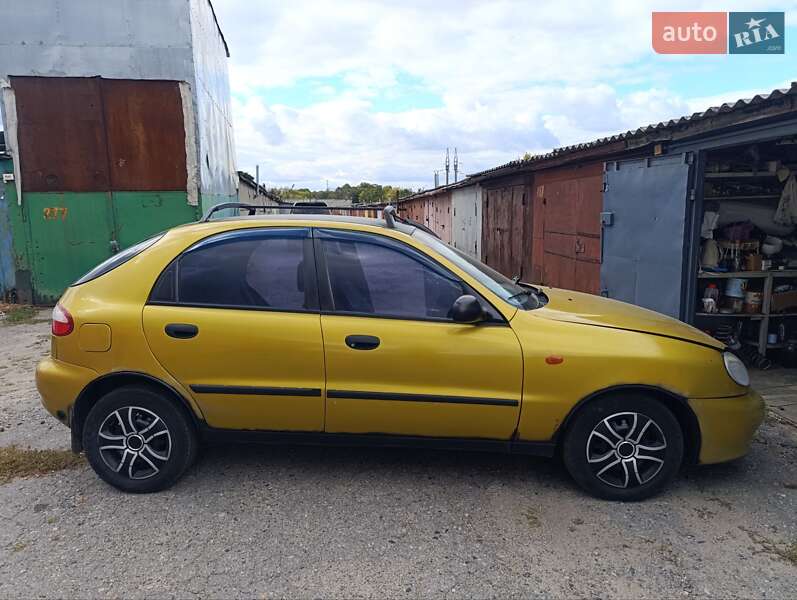 Седан Daewoo Lanos 2002 в Харкові
