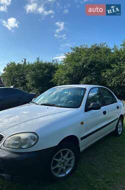 Седан Daewoo Lanos 1998 в 