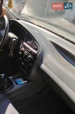 Седан Daewoo Lanos 2006 в Нікополі